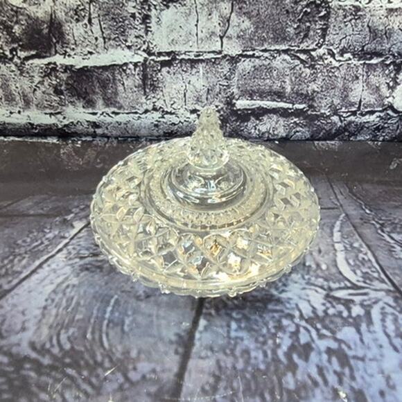 Vintage Carved Glass Clear Bowl Candy Dish With Lid - Picture 2 of 12